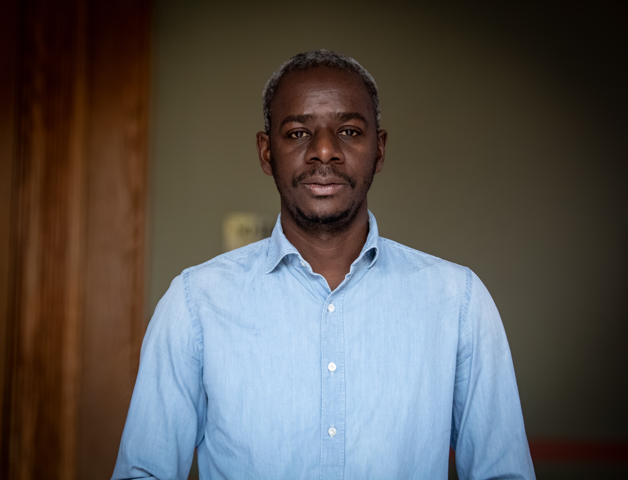 Artist Profile: Mamadou Dia on Taking Charge of the Senegalese Narrative