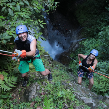 Canyoning Tour in Costa Rica: Rappel Through Jungle Waterfalls
