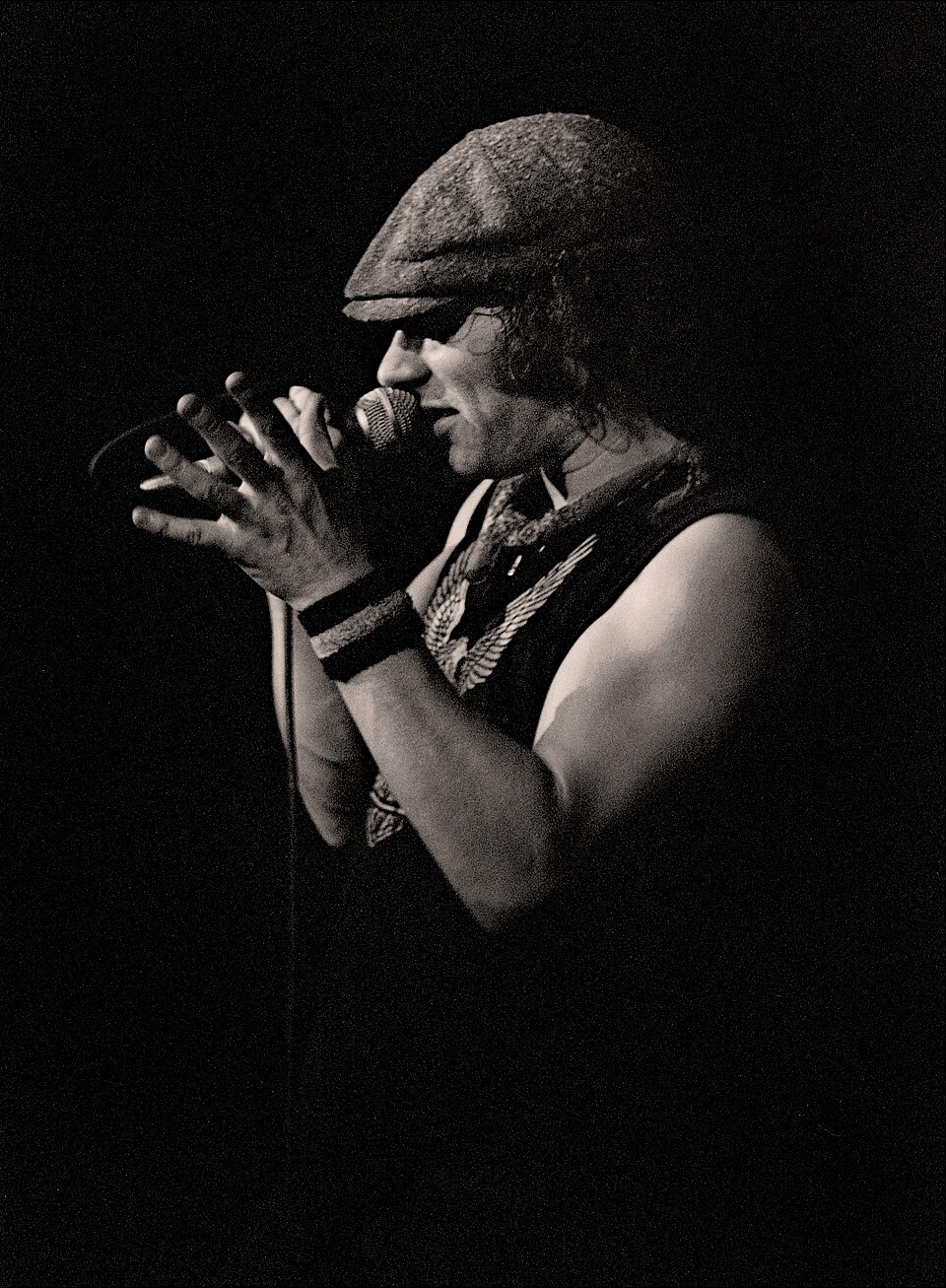 Brian Johnson performing with AC/DC at the Manchester Apollo in 1982