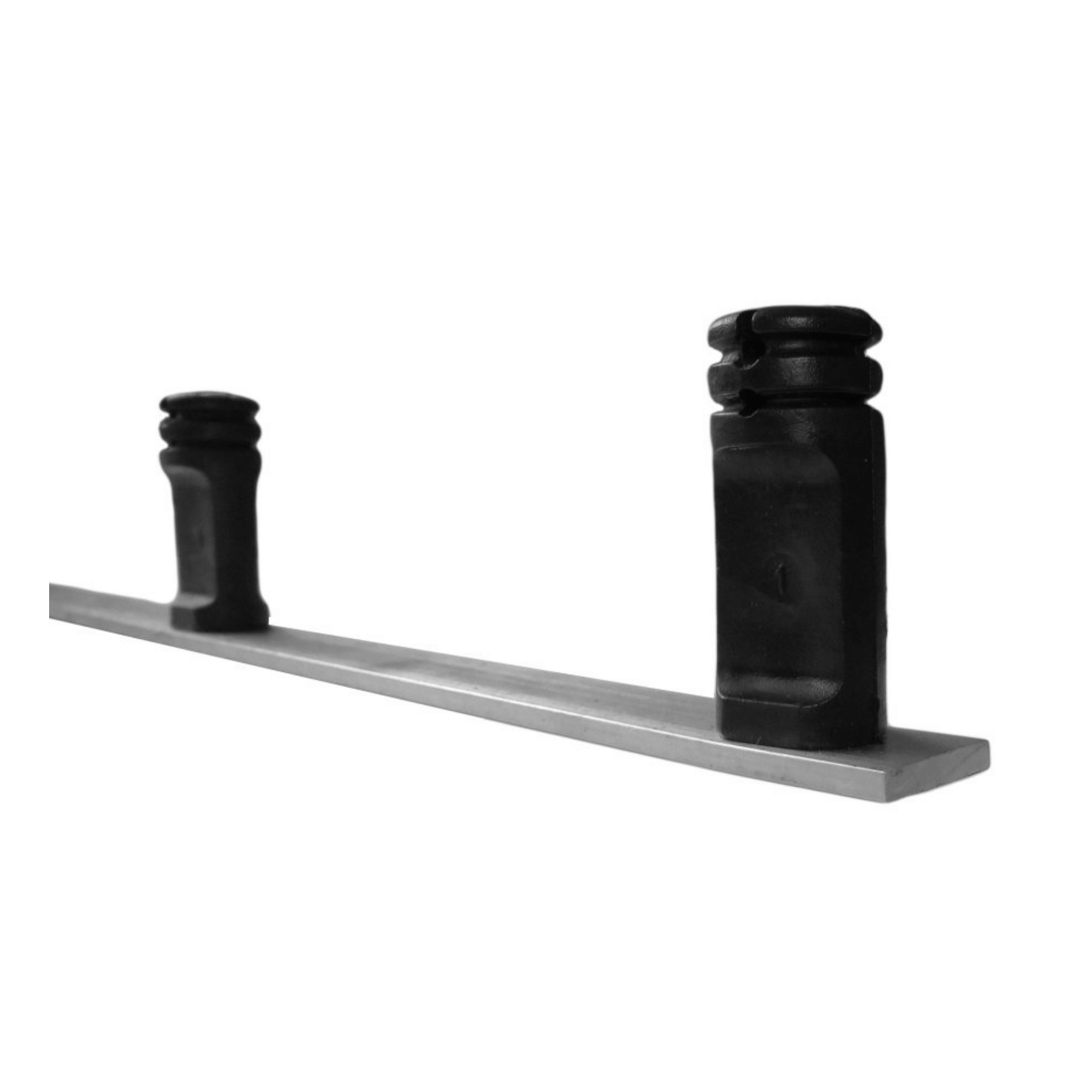 Haste Cerca Perfil Chata 3/4" X 1/8" 75cm Com 4 Isoladores Pretos - Confiseg 000000000000066 Confiseg - imagem 4