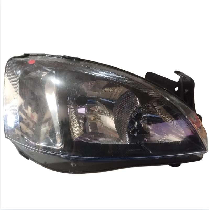 Farol LD Corsa sedan 08/10 masc.  negra (detalhe)