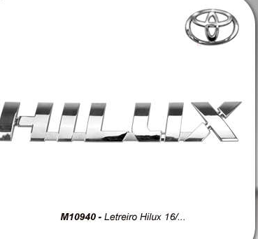 EMBLEMA HILUX 16/