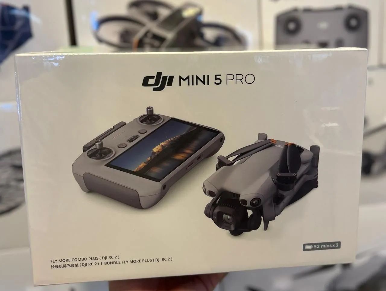 DJI Mini 5 Pro Fly More Combo PLUS (RC-N2) Com Tela