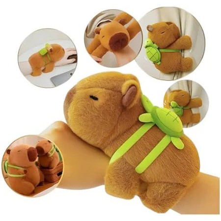 Pulseira De Pelucia Capivara