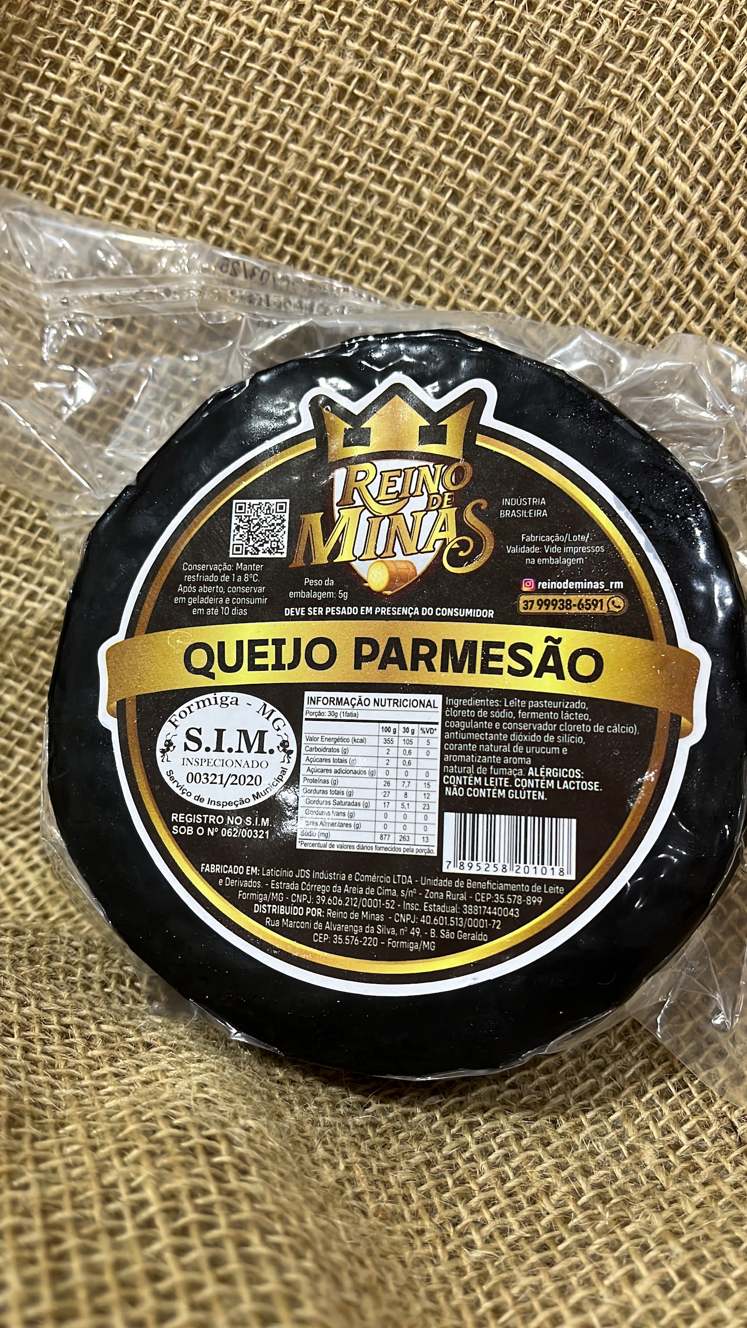 Parmesão Capa Preta - 520g - Reino de Minas