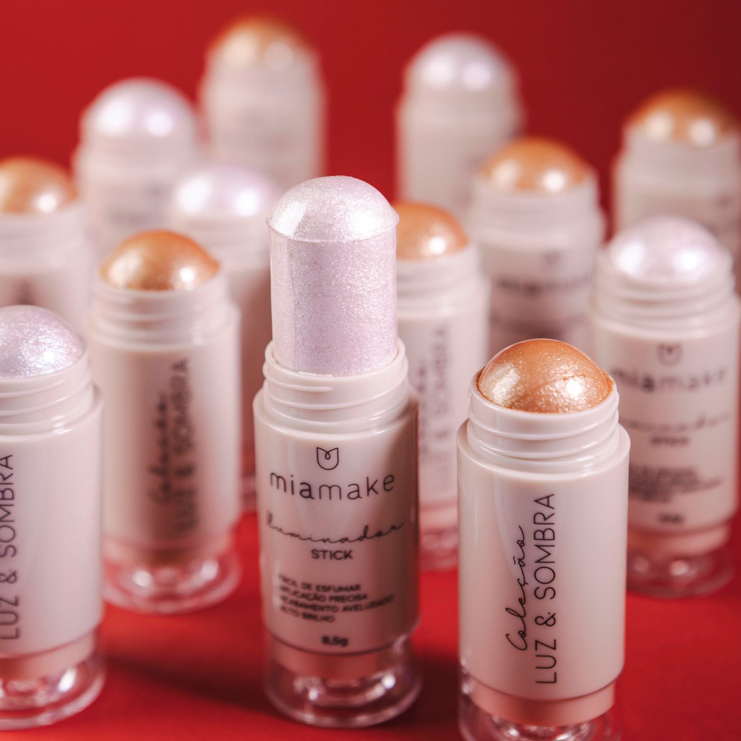 Iluminador em Stick Coleção Luz & Sombra Champanhe Mia Make