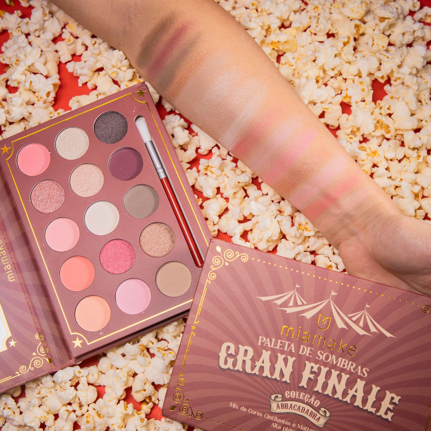 Paleta de sombras 15 cores - Gran Finale - Mia Make