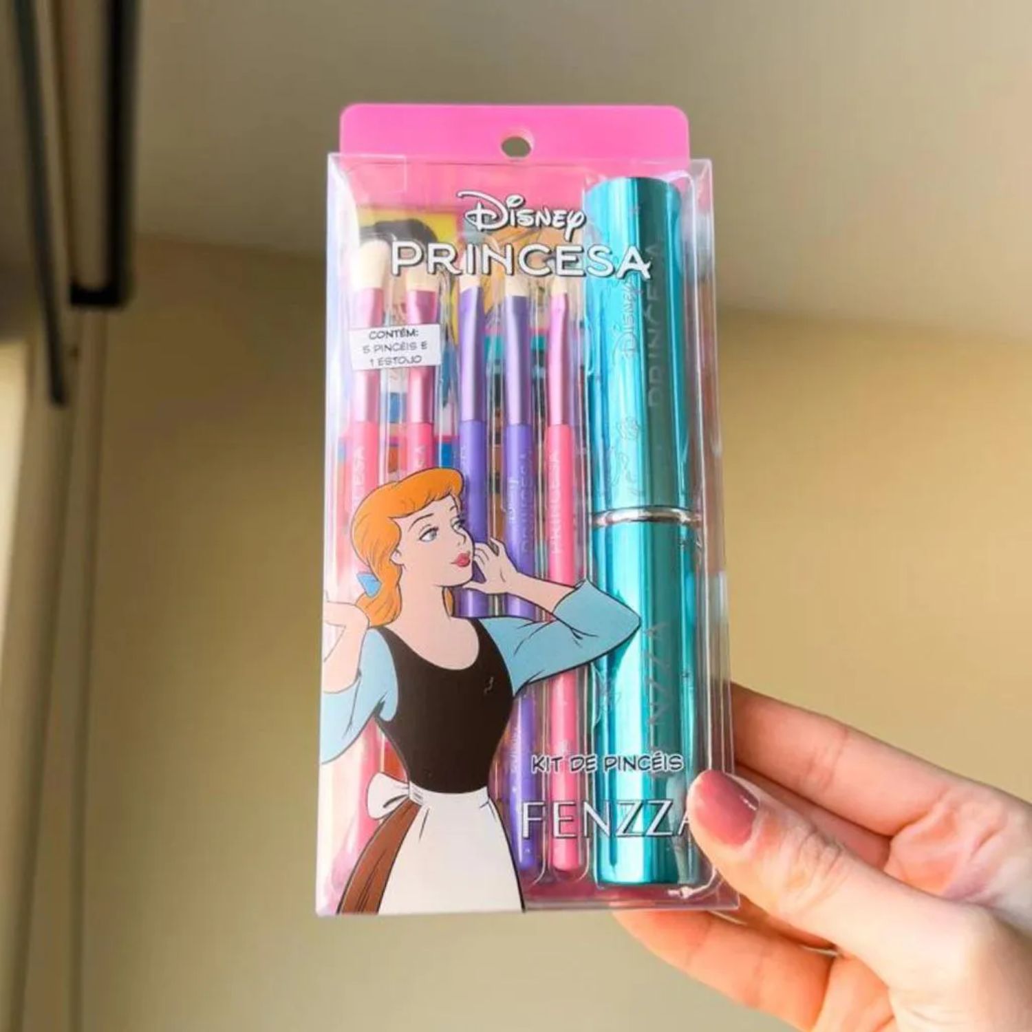 KIT COM 5 PINCÉIS + 1 CASE PRINCESAS - FENZZA