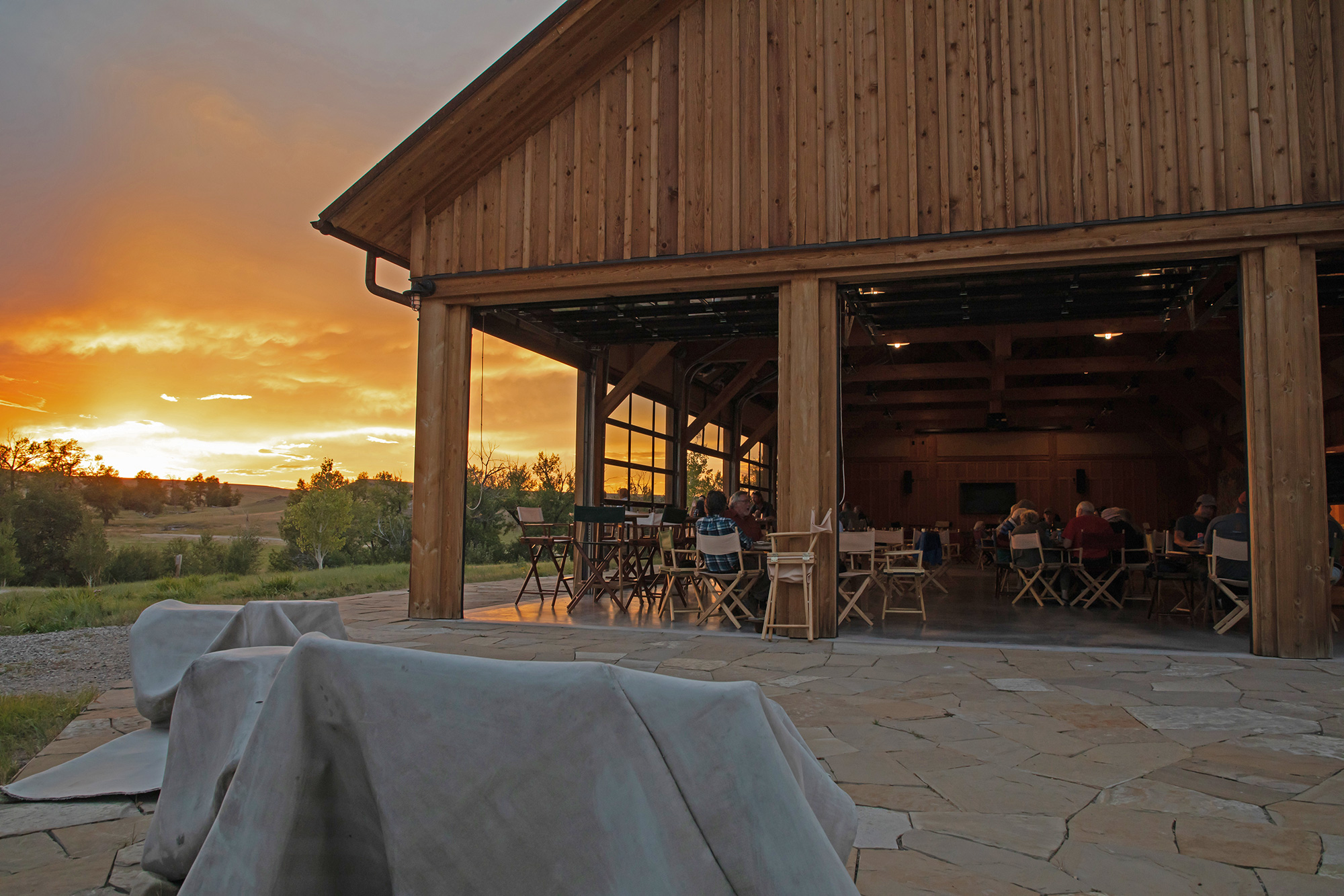 Sunset_WillsShed_23.09.01-03_12A2658_KevinKinzley_2000w.jpg
