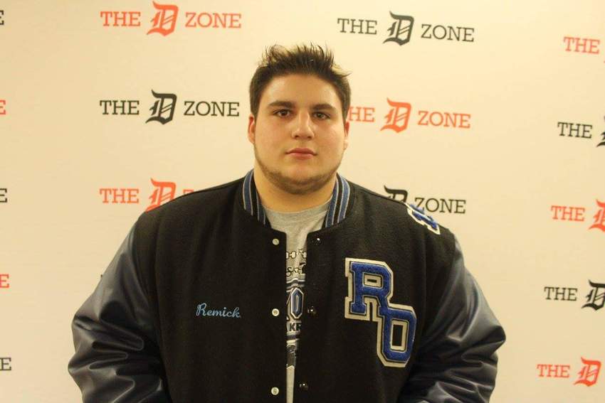 Royal Oak 2019 OG/DT Cody Remick is visiting Alma on 12/11/2018 - The D ...