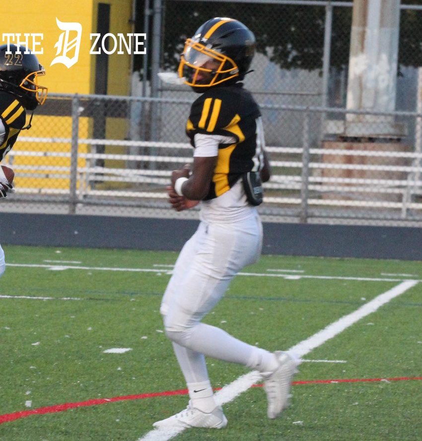 Detroit King 2027 CB/WR/QB Darryl Flemister III was offered by Michigan