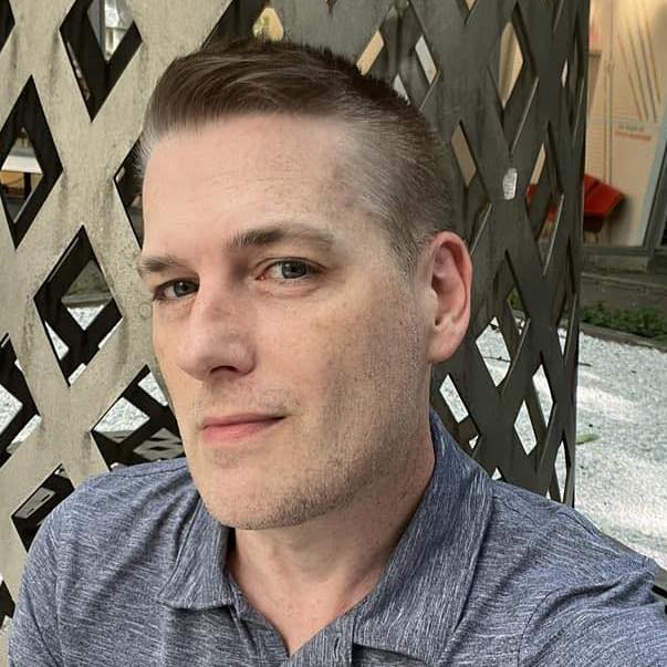 Craig Lang Headshot