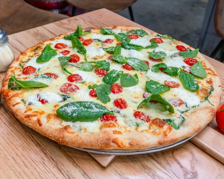 Extra Large Bianca Spinach Special Pizza