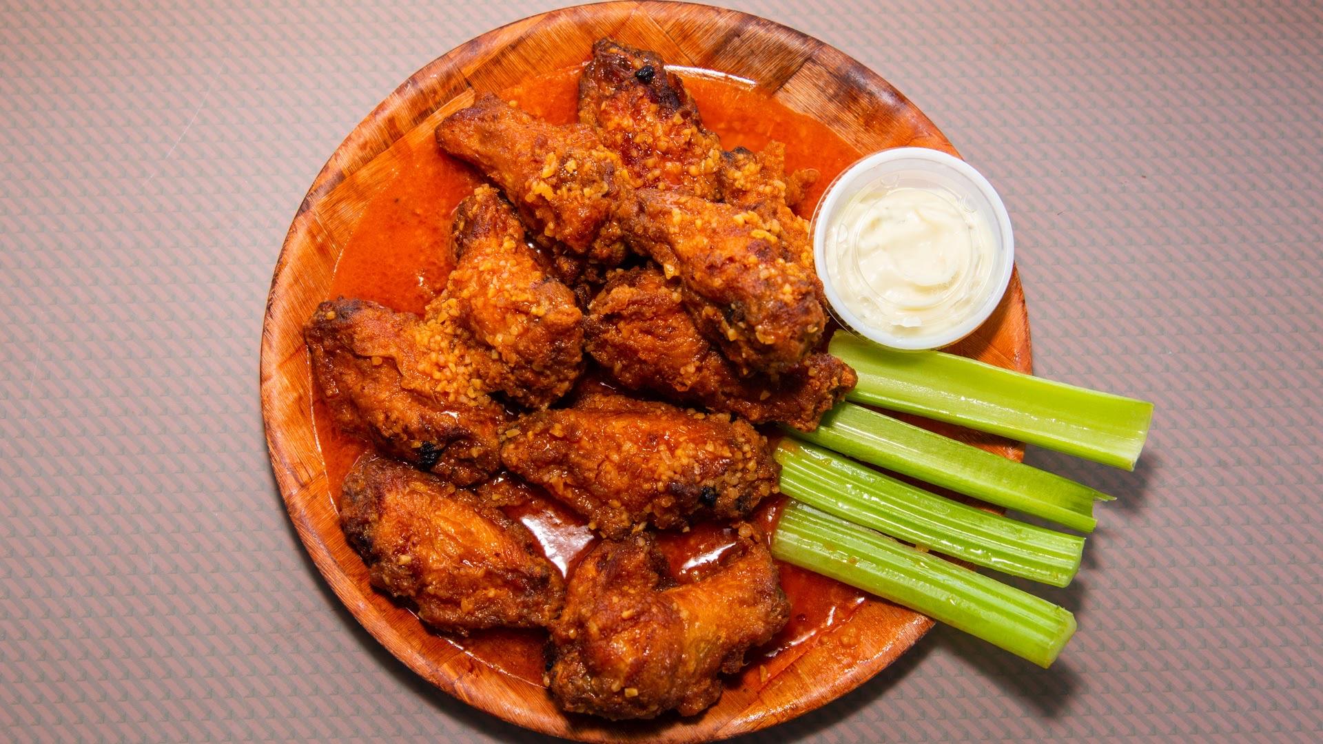 10 Chicken Wings