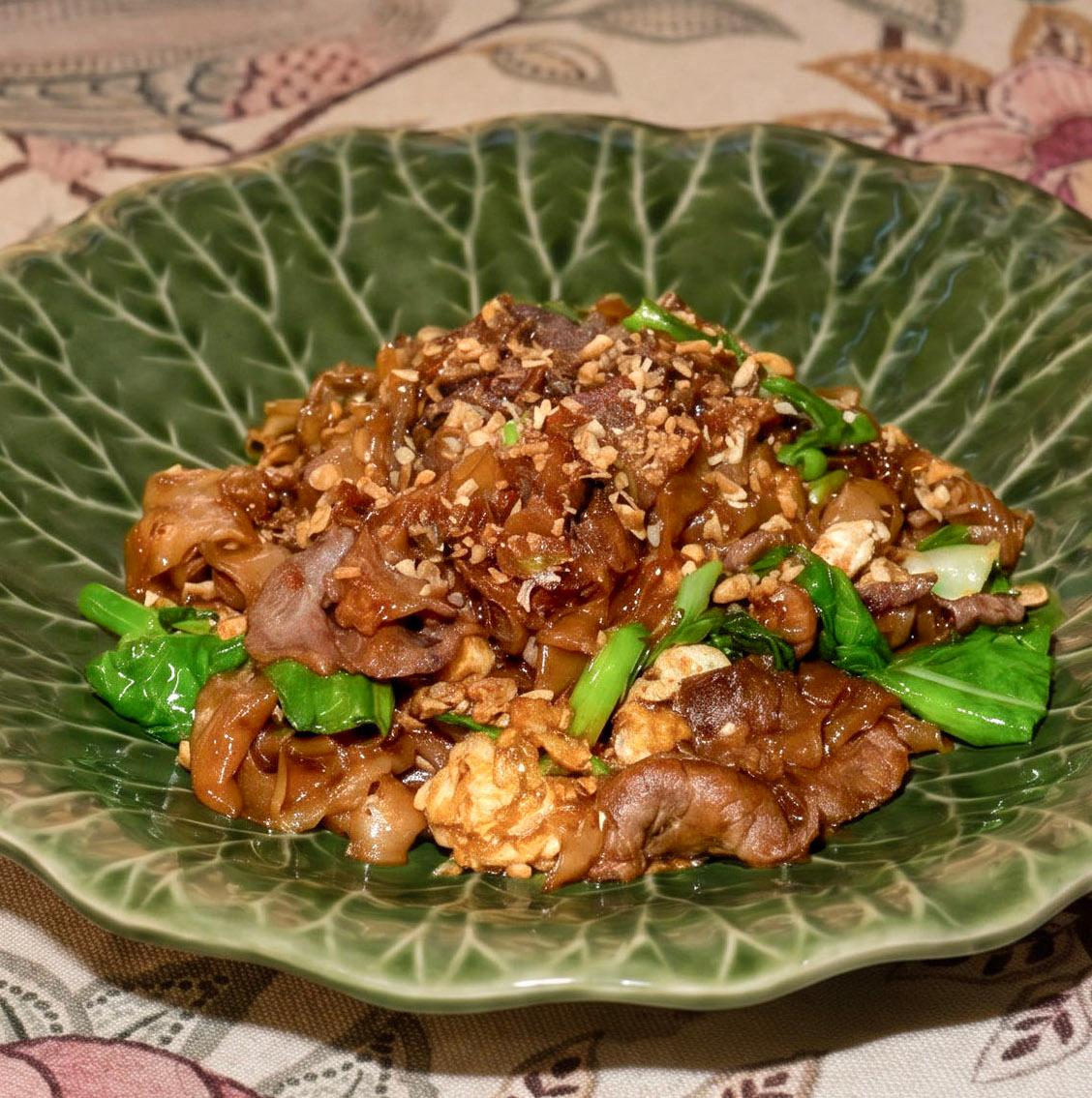 Pad See Ew Nuea