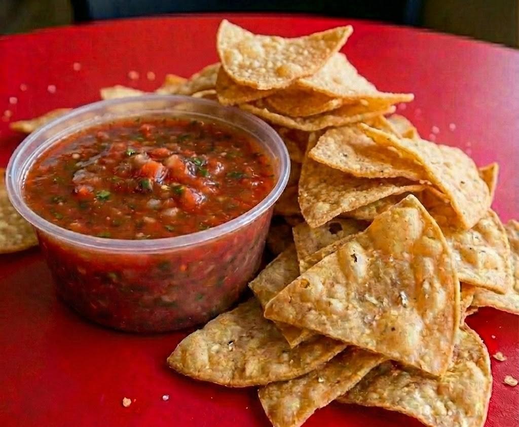 Chips & Salsa (large)