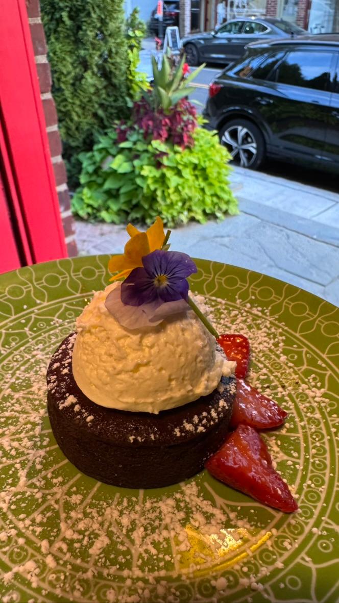 Warm 'n Fuzzy Chocolate Cake
