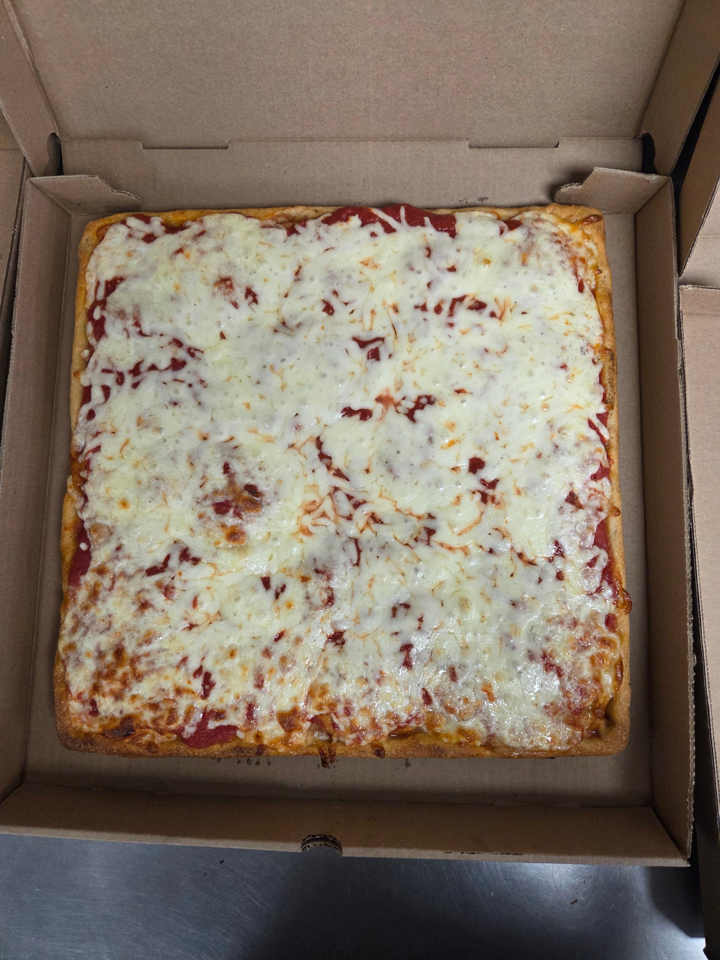 Sicilian Cheese Pizza 16x16 Red