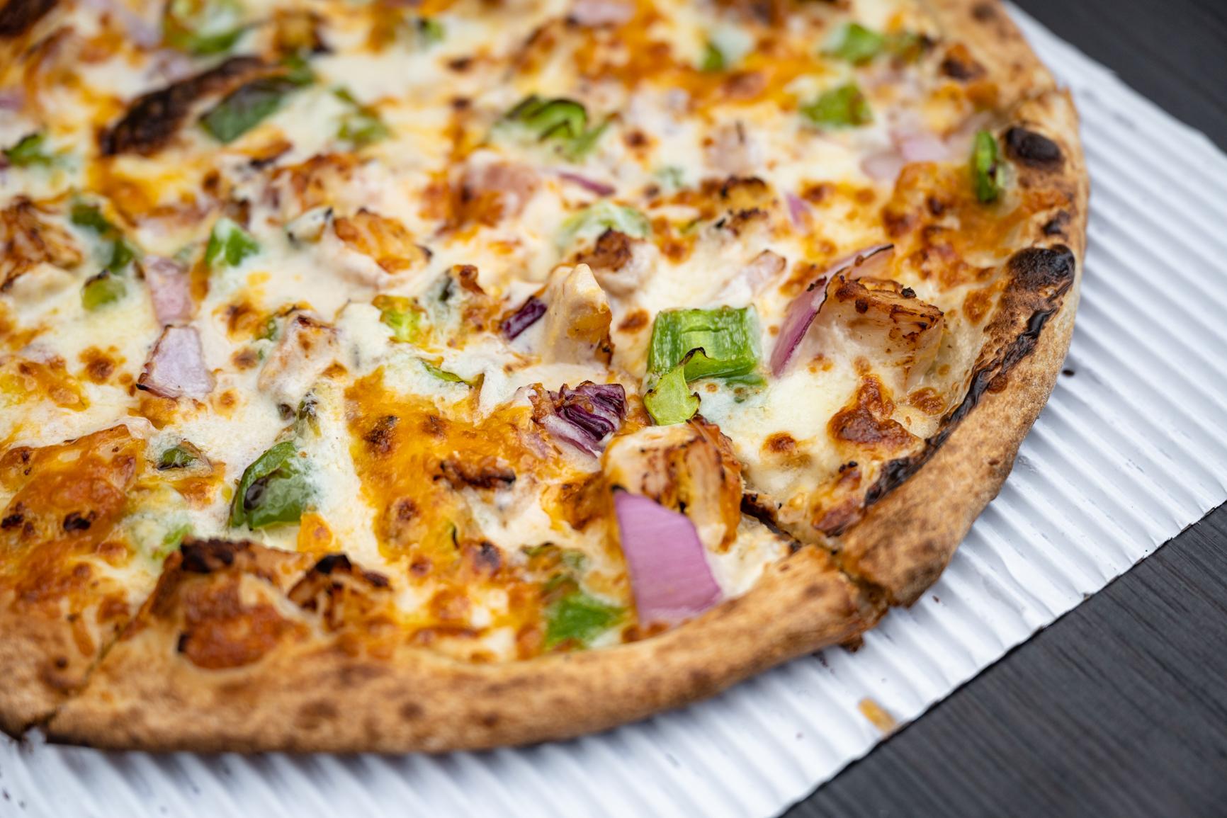 Garlic Chicken Pizza