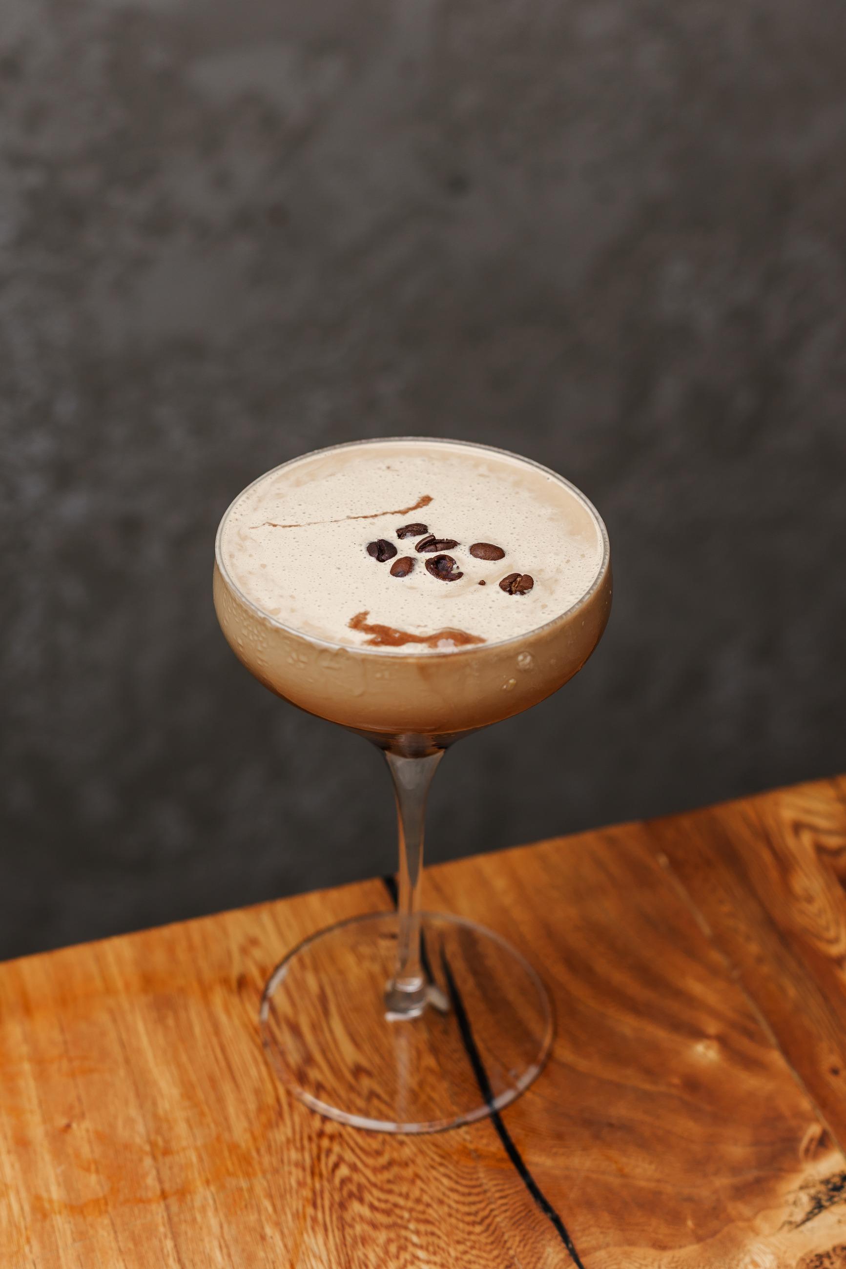 Black & White Caffetini