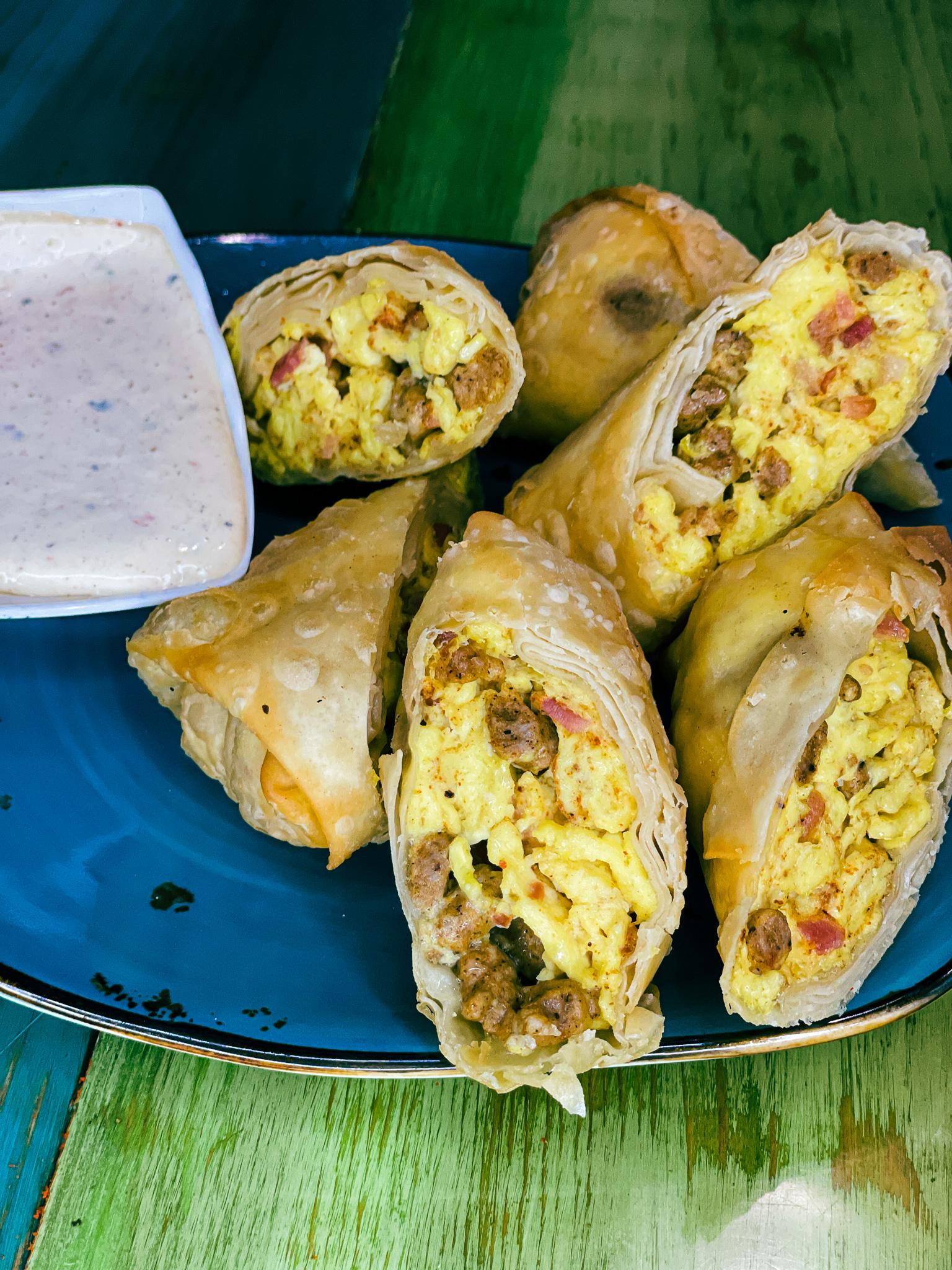 Breakfast Egg Rolls