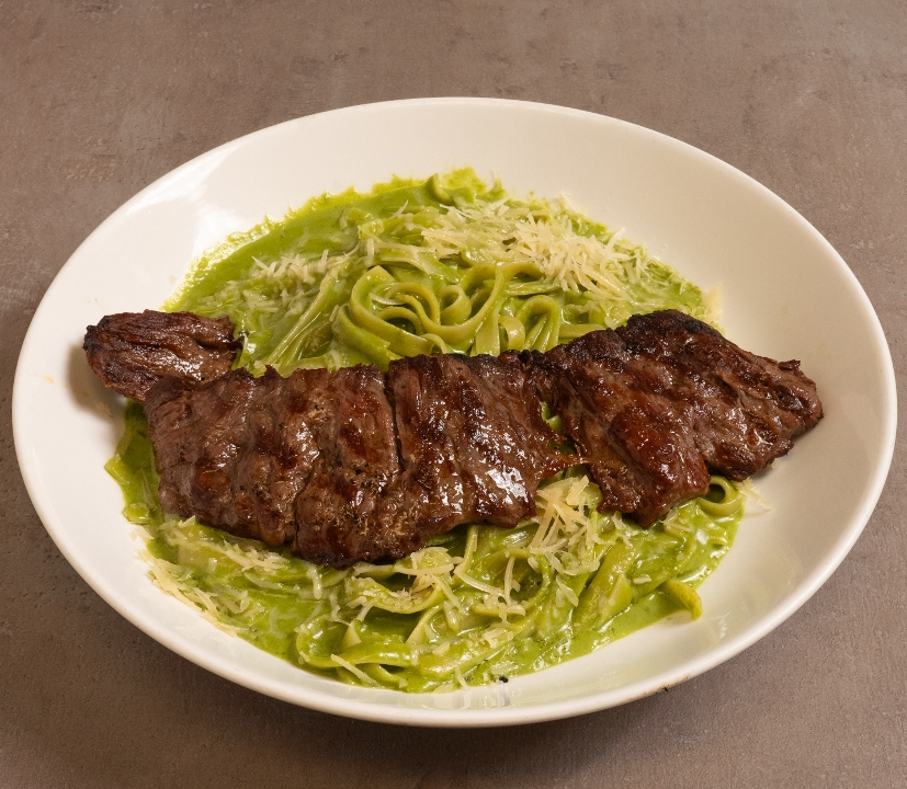 Tallarin Verde Bisteck