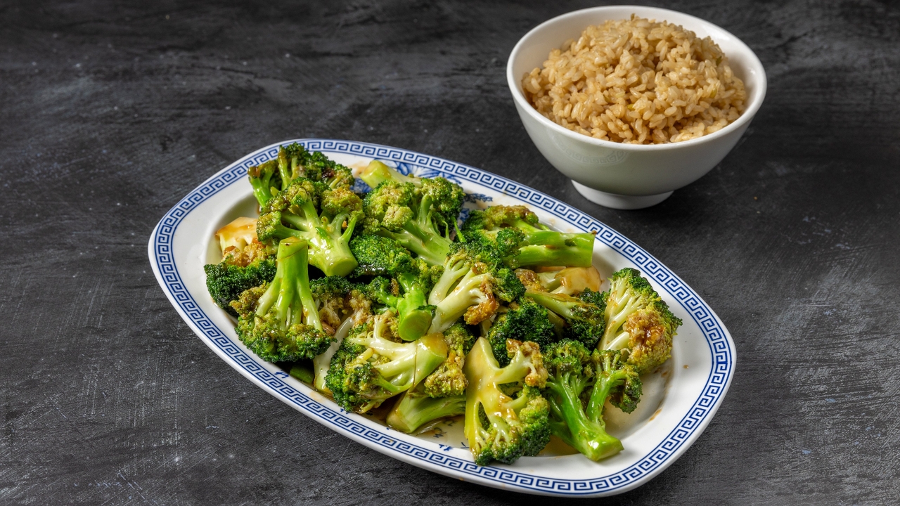 Stir Fried Broccoli - 清炒芥蓝 (V) (GF)