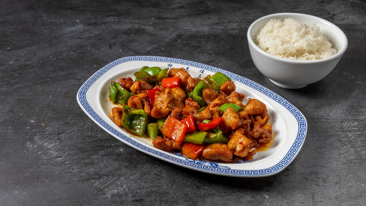 Hot & Spicy Diced Chicken - 麻辣鸡丁