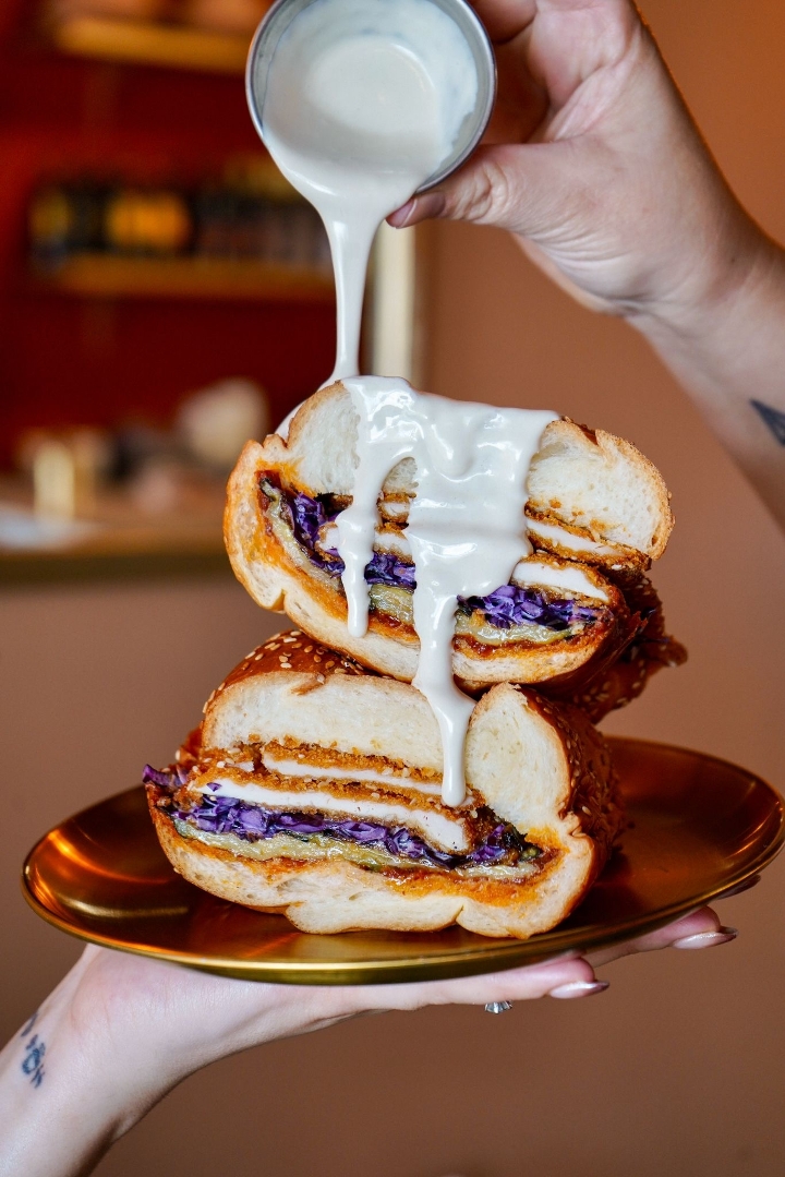 PALA Challah Schnitzel sandwich "Shel Shishi"