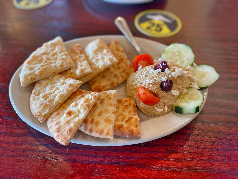 Party Food Hummus & Pita