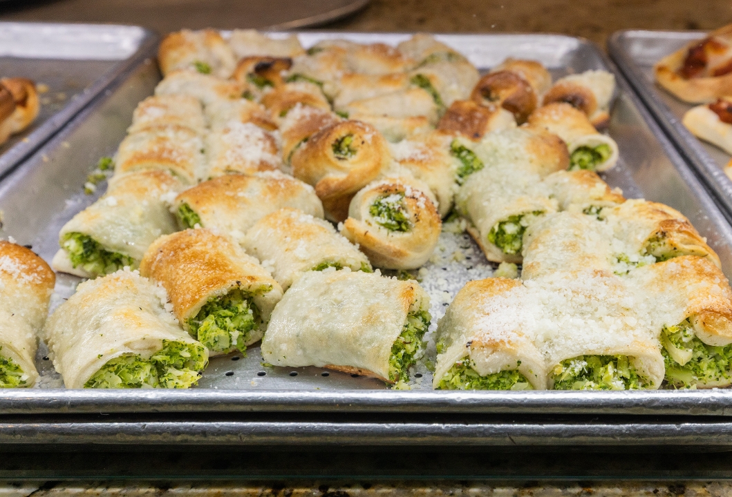 Brocc Rolls (12)