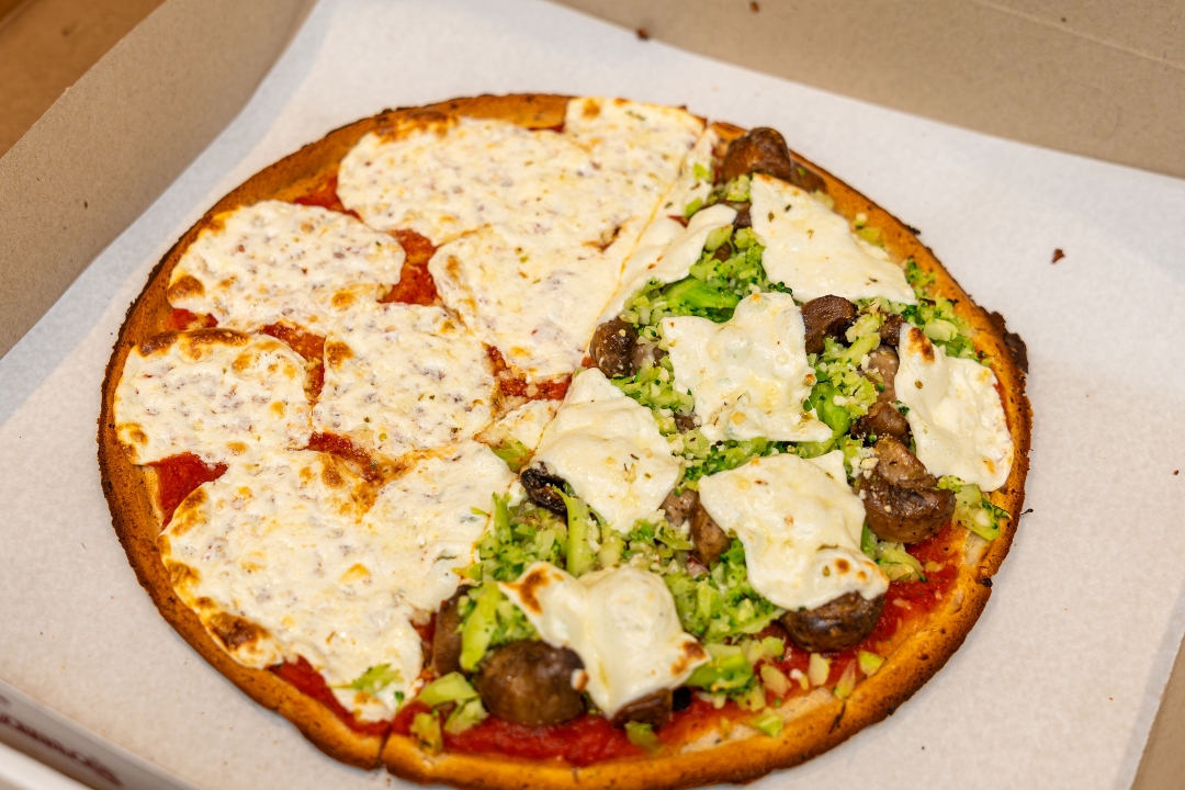 Cauliflower Crust Margarita Pizzetta