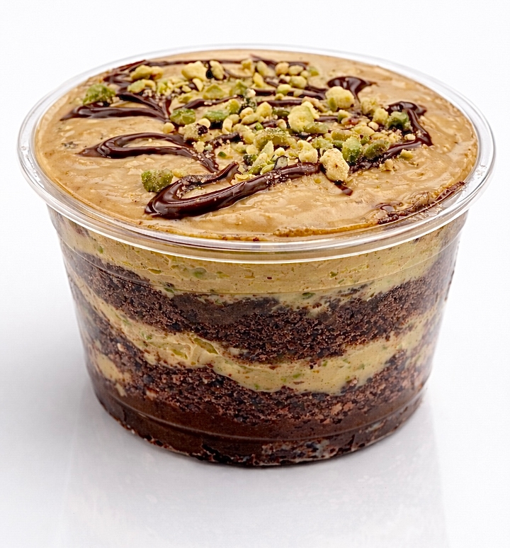 DUBAI CAKE