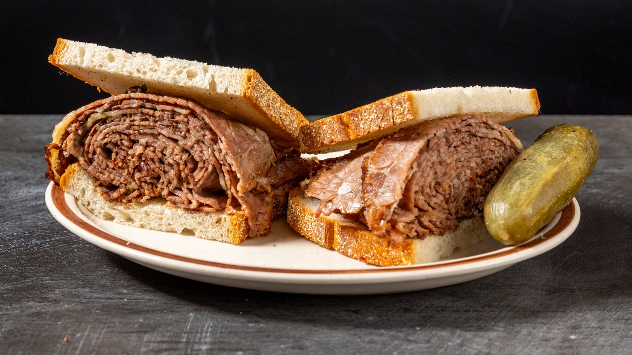 Order Online Pastrami Queen Moynihan New York Best Jewish Deli