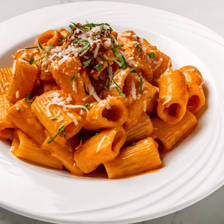Spicy Rigatoni Vodka