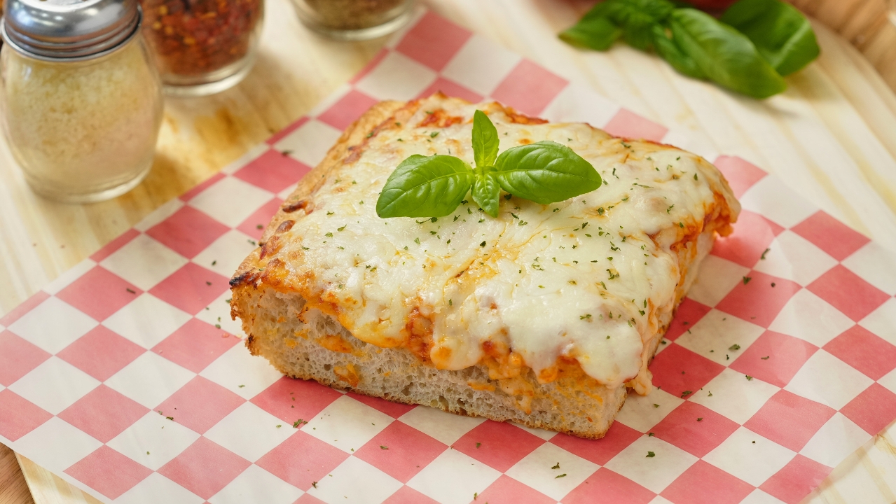 Sicilian Cheese Slice