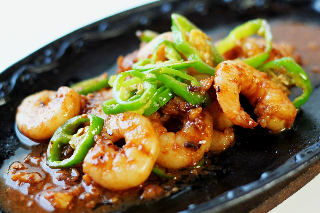 Sizzling 7-Up Garlic Shrimps