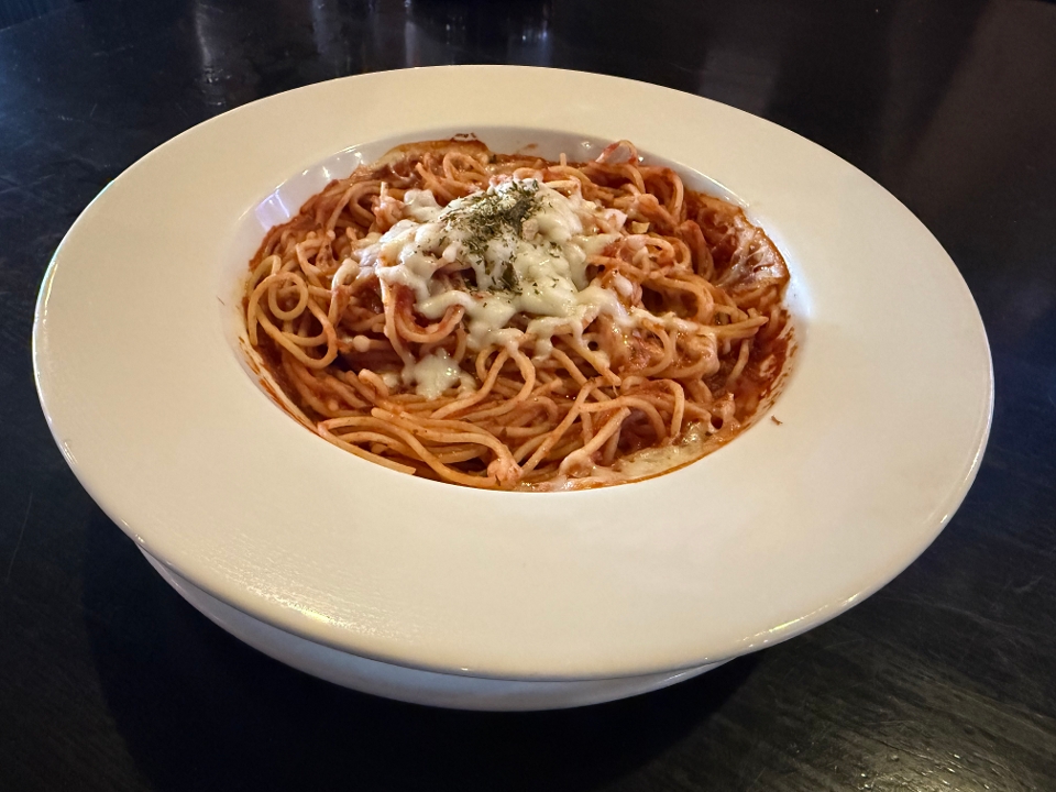 Spaghetti and Classic Meat Sauce