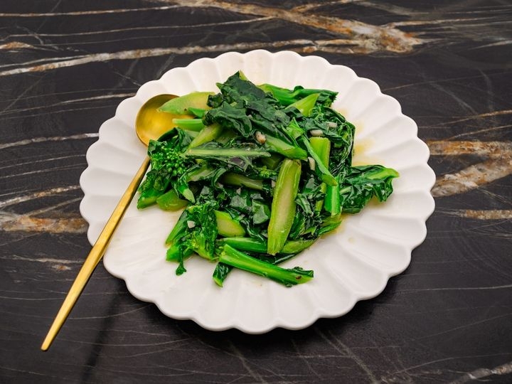 Sauteed Chinese Broccoli (Light meal)