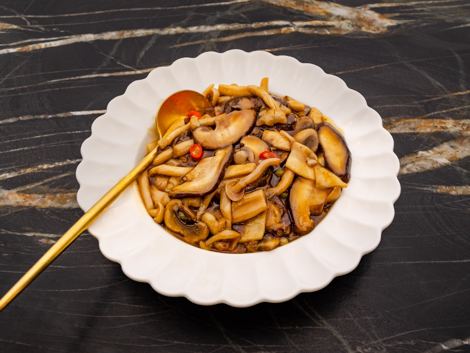 Chengdu Mixed Mushroom (Light meal)