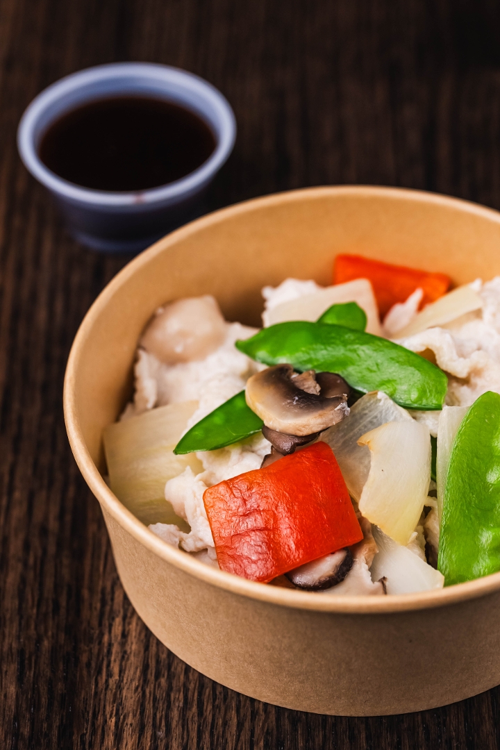 Chicken w. Seasonal Garden Vegetables (Light meal)