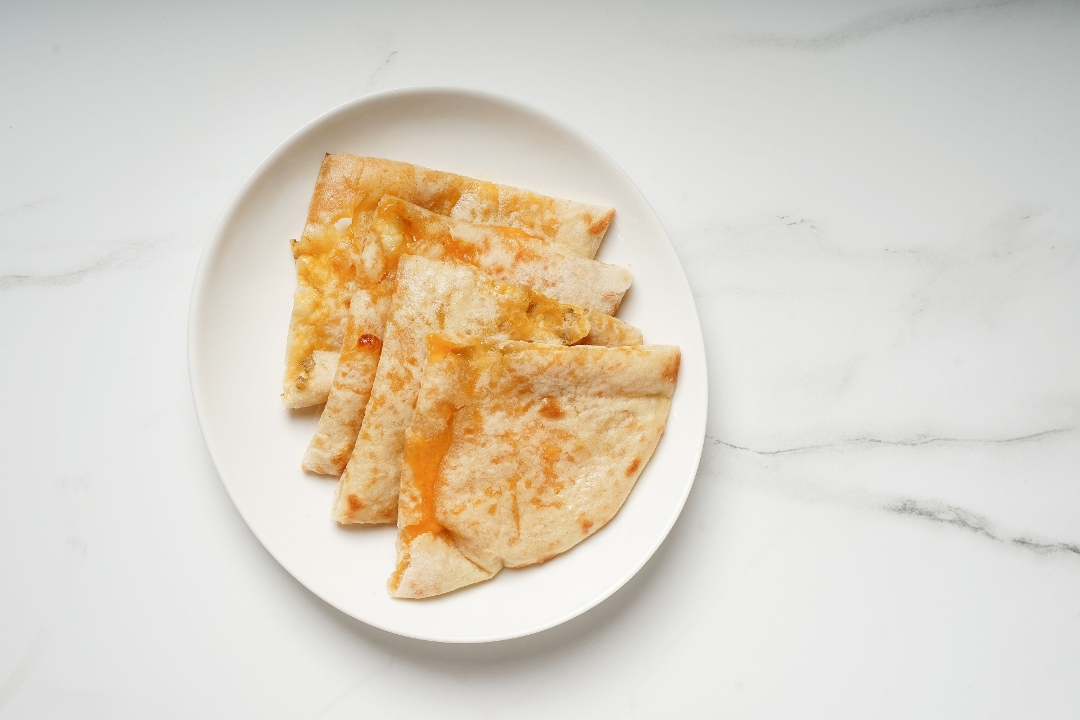 Cheese Naan (1 Piece)