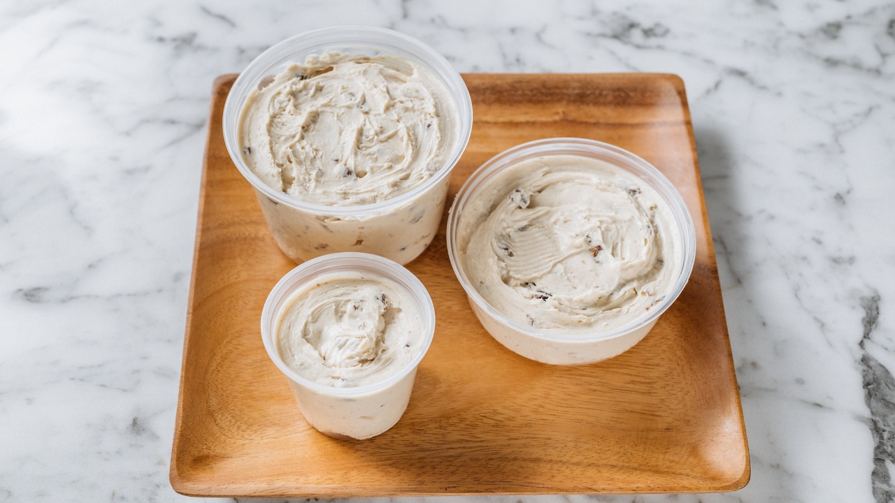 Walnut Raisin Cream Cheese