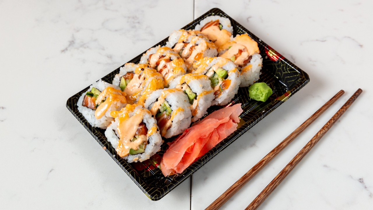 Spicy Salmon Roll