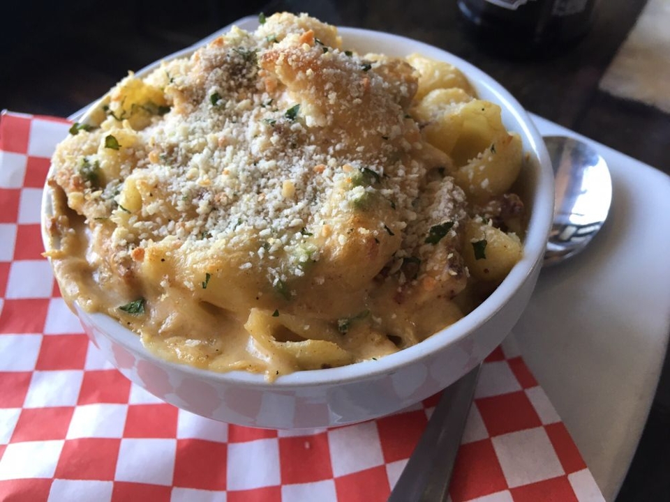 Gourmet Mac & Cheese.