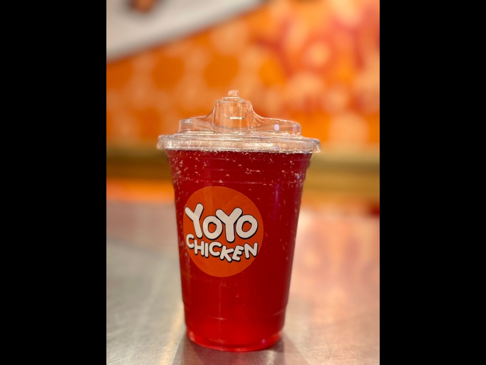 YoYo Strawberry Dragon Fruit Medium