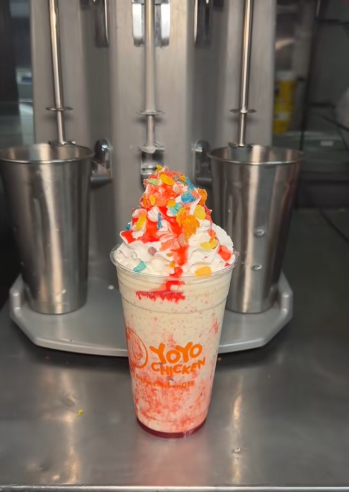 Fruity Bubble Milkshake