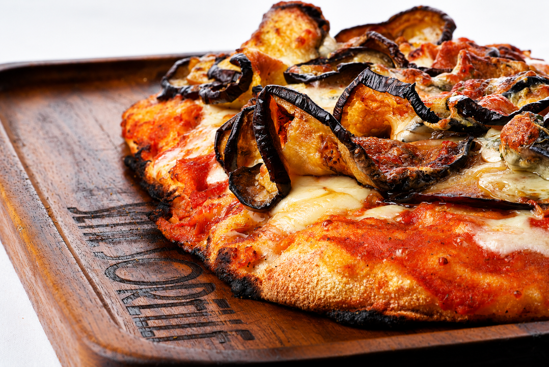 Pinsa Parmigiana