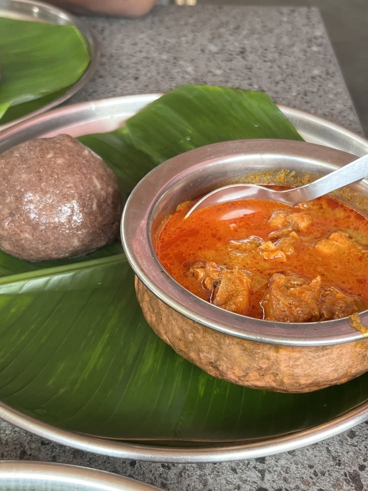 Ragi sangati + kodi pulusu
