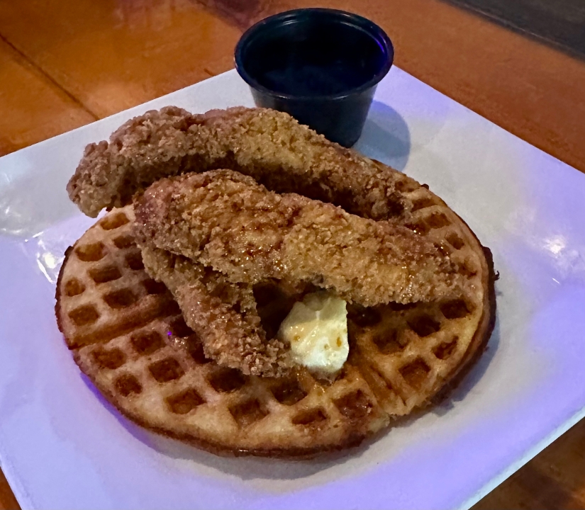 Fried Chicken & Waffle